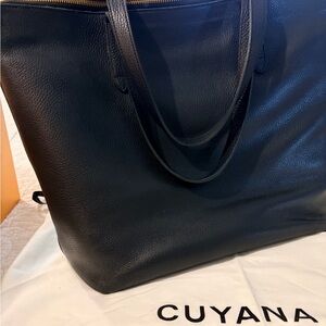 Cuyana Black Pebbled Leather Tote